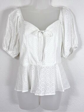 Nine Britton White Eyelet Peplum Blouse NWOT M Puff Sleeve Smocked Back Boho Top